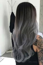 Idées coupes de cheveux courts, astuces cheveux courts. 28 Cheveux Courts Boucles Gris Cheveux Gris Avec Un Carre Arrondi Hair Madame Decouvrez Et Partagez Les Tendances Coiffures De La Saison