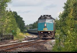 Railpictures Net Photo Via 6415 Via Rail Gmd F40ph 3 At Bathurst New Brunswick Canada By Roger Lalonde New Brunswick Via Rail Bathurst