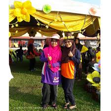 Dato laksamana raja mahkota #adiwira #rumahbiru #sukan. Kemeriahan Sukan Sekolah Dengan Tema Floria Cikgu Norazimah