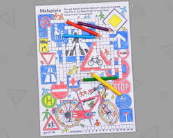 Zu jedem einzelnen verkehrszeichen ist ein bild vorhanden. Lernhilfe Fur Die Fahrradprufung Malspiele Verkehrserziehung