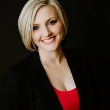 Allison Cornett's Instagram, Twitter & Facebook