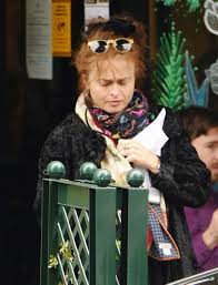 Posted at 23:42 11 dec 202023:42 11 dec 2020. Helena Bonham Carter Out In North London 09 30 2020 Celebmafia