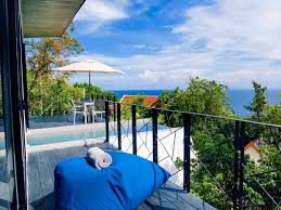 Koh tao attracts divers from all over the world because it boasts some of the most spectacular diving in thailand. Y28hfzg88iohbm