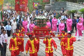 Giỗ tổ hùng vương cũng là một trong những ngày nghỉ được người lao động rất quan tâm sau kì nghỉ tết nguyên đán. Tp Hcm Hang Ngan NgÆ°á»i Dang HÆ°Æ¡ng Lá» Giá» Tá» Hung VÆ°Æ¡ng Bao NgÆ°á»i Lao Ä'á»ng