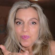 stella tobin (@stellatobin)