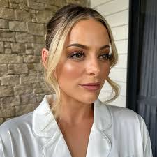 Lily Brady's Instagram, Twitter & Facebook