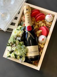 We did not find results for: Bright Gift Set With Flowers And Moet Luxury Flowers Miami