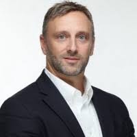 Daniel Crittendon's Instagram, Twitter & Facebook