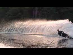 Slalom Water Skiing Boatcovers Iboats Com Slalom Water Skiing Water Skiing Slalom Skiing