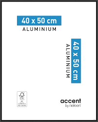 Finisser par la pose des baguettes d'angles. Cadre Accent 40 X 50 Cm Noir Leroy Merlin