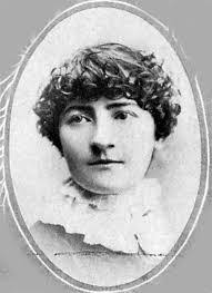 Louise Denny's Instagram, Twitter & Facebook