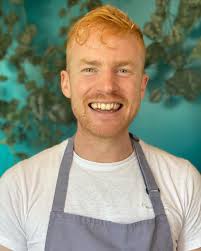 For lunch today we're serving Thai coconut and mushroom soup with sourdough  or a cheese scone, a focaccia sandwich with herby cream cheese ( or vegan  cream cheese) with smoked carrot”salmon”, baked