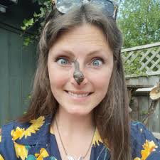 WWT على X: "We're *delighted* to announce our newest WWT Ambassador is Lucy  Hodson, aka 'Lucy Lapwing'! A self-confessed 'nature nerd', wildlife  presenter and birding expert, Lucy is a true inspiration 👉