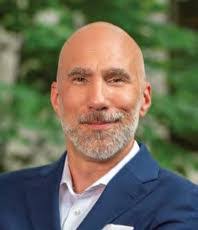 Christian Finley's Instagram, Twitter & Facebook