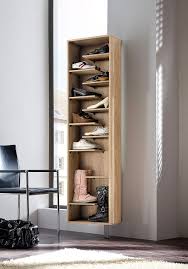 Dieser Schwebende Schuhschrank Ist Ein Echter Hingucker Er Lasst Sich Sogar Drehen Sodass Man Auch In E Schuhschrank Garderobe Schuhschrank Garderobe Schrank