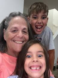 To all my beautiful cousin in Panama have a blessed day! Tia Urania Arauz  love you so much ❤️❤️🙏