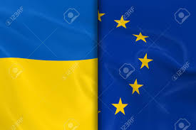 I colori sono mutuati dalle armi del principato di galizia ovvero un. Immagini Stock Bandiere Di Ucraina E L Unione Europea Diviso A Meta Rendering 3d Della Bandiera Ucraina E Bandiera Dell Unione Europea Con Texture Setosa Image 57113731