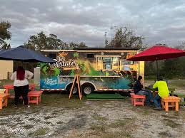 Los Portales Mexican Food Truck — Mexican restaurant food truck in New Haven, Indiana