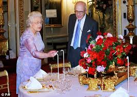 A series dedicated to the world of british etiquette.let grant harrold, the royal butler. Table Setting At Grandma S Table