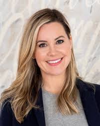 Amber Phoenix's Instagram, Twitter & Facebook