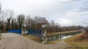 Mehr dazu enthält übersetzungen von der tu chemnitz sowie aus mr honey's business dictionary (englisch/deutsch). Munchen Vergewaltigung Im Englischen Garten Richter Spricht Urteil Bogenhausen