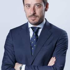 Facultad de Artes, Humanidades y Comunicación