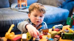 The train set interacts with your toddler with more than 50 sounds and phrases. The Ultimate Thomas The Train Gift Guide Mombrite