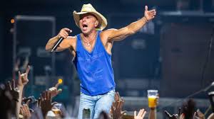 Kenny Chesney Facts: Country Singer'S Age, Wife, Family, Songs And Career  Explained - Smooth