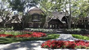 Jan 06, 2021 · neverland ranch (realtor.com) watch for falling prices. Neverland Ranch Michael Jackson S Home From 1988 2005 Has Been Listed For 100 Million Abc7 San Francisco