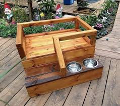 This Small Pallet Wood Dog Bed Is Perfect For Your Little Pup You Just Need To Add A Comfy Mattress And There You Go Th Pallet Dog Beds Dog Bed Diy
