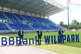 Sobald ein bauabschnitt abgeschlossen ist, wird er für den laufenden spielbetrieb geöffnet. Bbbank Wildpark Neuer Name Fur Das Wildparkstadion Durlacher De