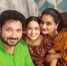 Hummer · amanda · sari · photo and video. Gauri P Krishnan Biography Age Movies Wiki Family Photos