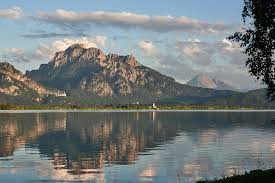 Besondere unterkünfte zum kleinen preis. Blau Grun Turkis Urlaub Am Wunderschonen Forggensee Im Allgau