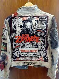Distressed White Punk Rob Zombie Jacket I Need To Try And Make One Of These Myself I Love Rob Zombie Fashion Punk Jackets Grunge Fashion