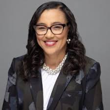 UMW Announces 2025 Commencement Speaker, Alumna and Educator Melanie  Kay-Wyatt