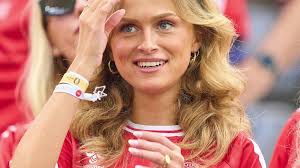 Ikke længere sammen med Søren Poppes datter: Her er Andreas Skov Olsens nye  kæreste