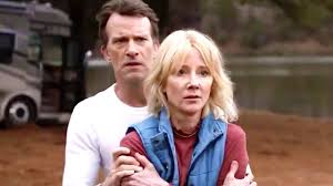 Unas vacaciones familiares toman un giro aterrador cuando los padres paul y wendy descubren que su pequeña hija ha desaparecido sin dejar rastro. The Vanished Trailer 2020 Thomas Jane Thriller Youtube
