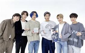 Последние твиты от bts_official (@bts_bighit). Bts Shock George Clooney Delivers Poetic Rendition Of Dynamite Group Nabs Two Trophies At 2021 Kma Kpopstarz