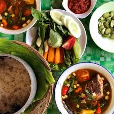 Demang lebar daun nw of town centre, palembang 30137 indonesia +62 711 420468 + add website + add hours. Rm Pindang Meranjat Bu Ucha Palembang Sumatera Selatan