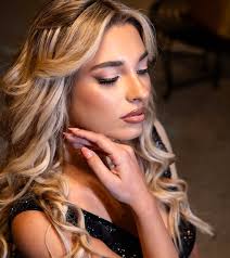 𝐒𝐚𝐛𝐫𝐢𝐧𝐚 𝐙𝐮𝐫𝐨𝐥𝐨 𝐆𝐥𝐚𝐦 𝐌𝐚𝐤𝐞𝐮𝐩 𝐀𝐫𝐭𝐢𝐬𝐭  (@sabrinazurolo_makeupartist) • Instagram photos and videos