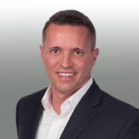 Shane Burris's Instagram, Twitter & Facebook