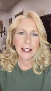 Pauline McLean ~ Real Estate Matchmaker. I introduce people and houses  until they fall in love. With an extensive network and a keen eye for  matching properties and buyers, I turn dreams into ...