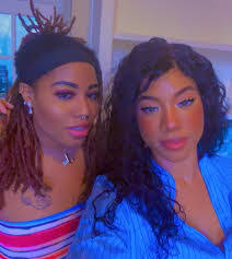 Jessica Modica's Instagram, Twitter & Facebook