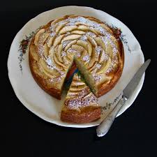 Le Gateau Aux Pommes Et Mascarpone Recette En 2020 Gateau Aux Pommes Recette Gateau Pomme Recettes De Cuisine