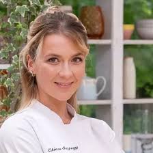 Chiara Serpaggi, la Cheffe pâtissière qui excelle dans l'art du pochage