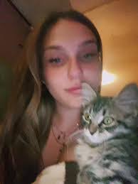 Katie Callen's Instagram, Twitter & Facebook