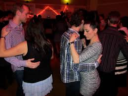 I'm looking for kizomba classes near me but i can't find one or you simply don't want to join group classes? Kizomba Kizomba Classes Salsatricity