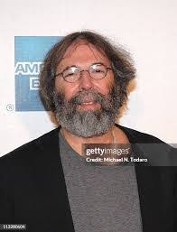 Michael Larrain's Instagram, Twitter & Facebook