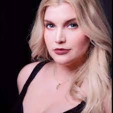 Maritza Peters's Instagram, Twitter & Facebook