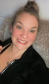 Just because I said I don't go for looks doesn't mean you should look like  weapon formed against me🤦🫠😂😂